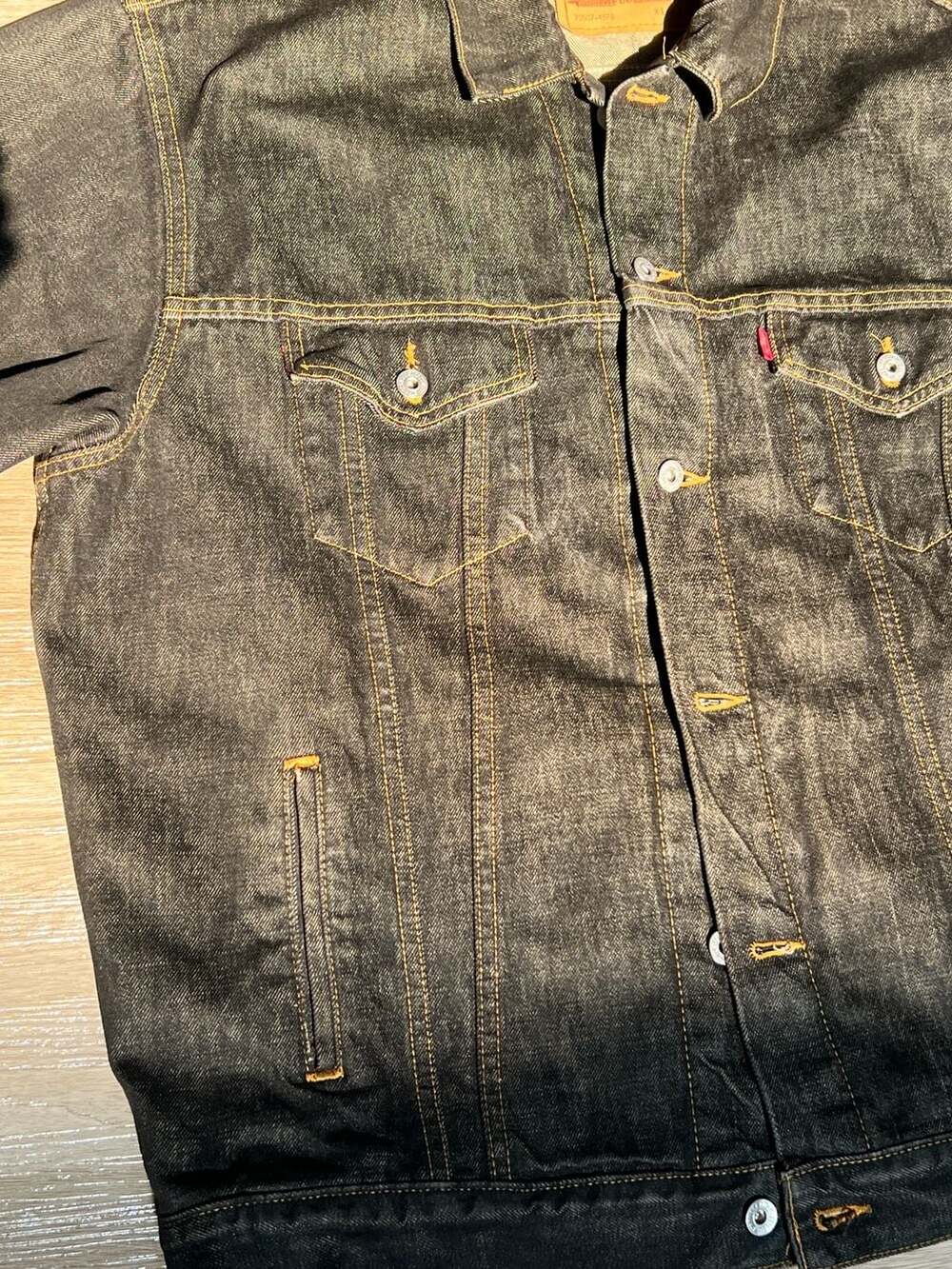 Vintage Levi's 70507-4870 Dark Wash Denim Trucker Jacket - Men's XL - Picture 5 of 14
